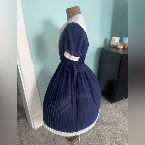 Women’s 70’s vintage ILGWU Union made navy‎ blue dress fits like a medium - Picture 3 of 7